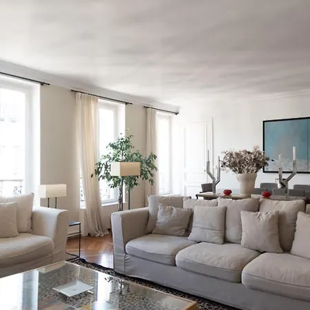 Spacious Peaceful And Bright Apartmán *