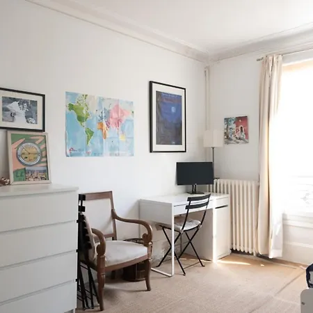 Spacious Peaceful And Bright شقة