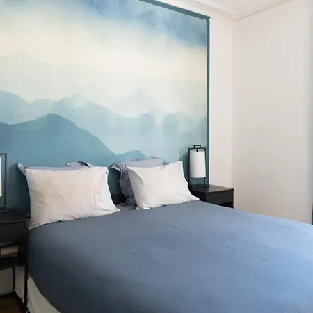 Spacious Peaceful And Bright شقة باريس